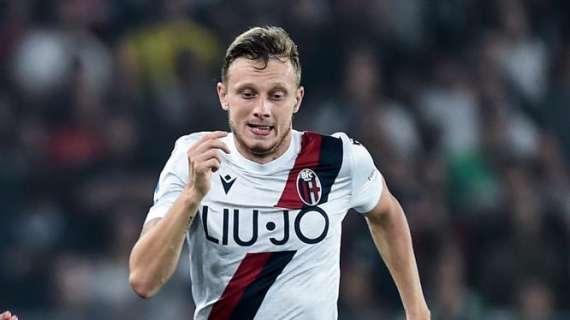 Bologna, dopo Dijks si ferma anche Krejci: emergenza a sinistra contro il Milan