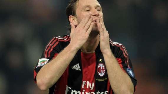 Nel testacoda, un folle Milan finisce fuori pista: con il Bari è solo 1-1