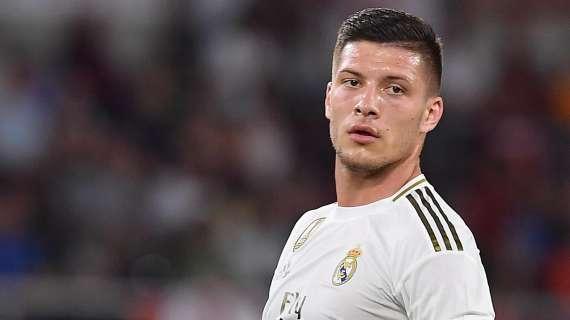 Gazzetta - Il Milan va all'attacco: Giroud in pole, l'alternativa è Jovic. Il serbo arriverebbe in prestito