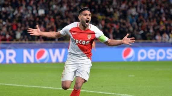 Tuttosport - Milan, tutto su Falcao: può arrivare anche senza Europa, Mendes mediatore nello scambio di prestiti con Silva