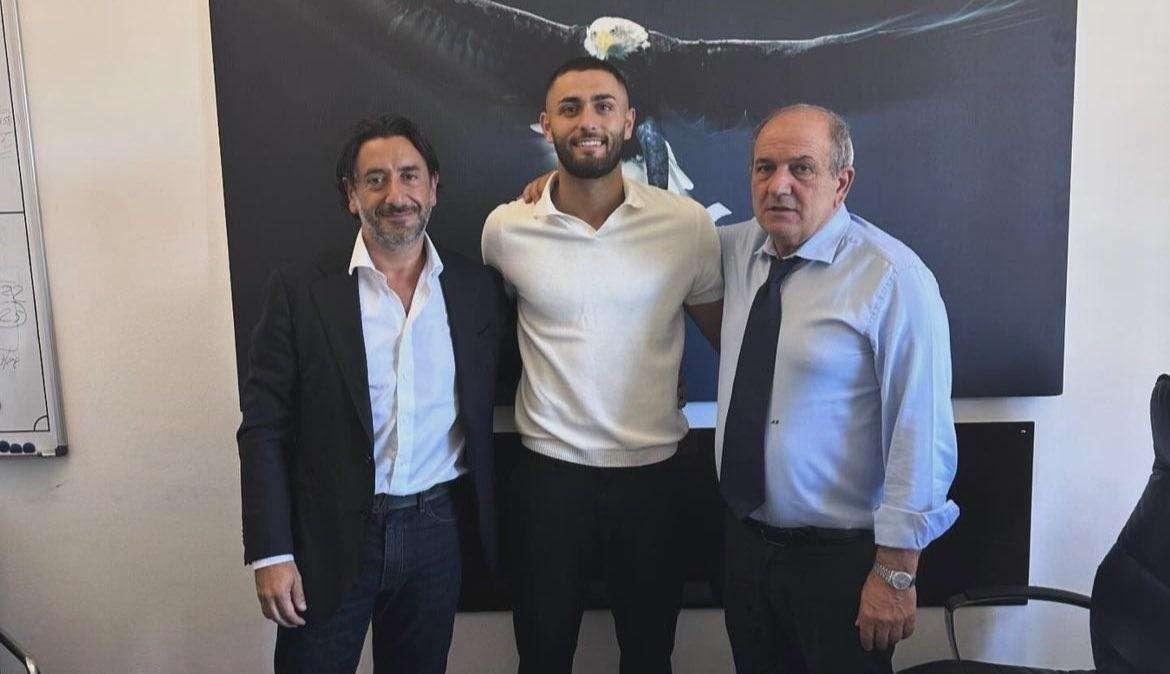 Artistico firma con la Lazio, ma va subito in B: giocherà nella Juve Stabia