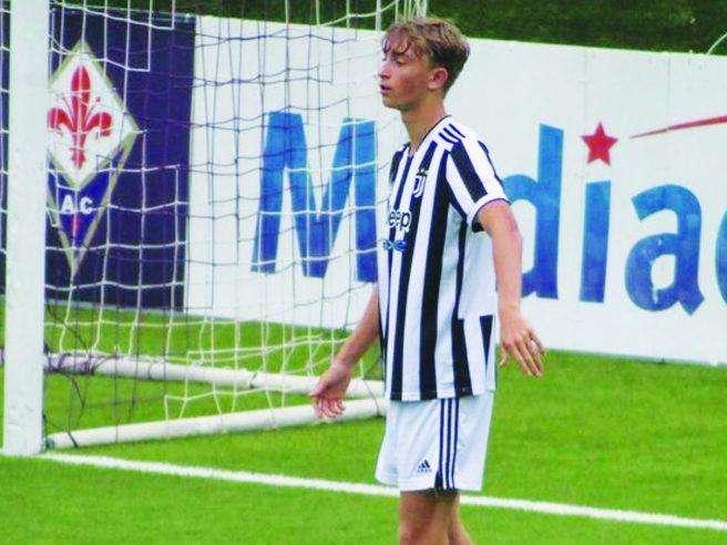 Juventus, è assalto a Huijsen: il Granada sfida un club italiano