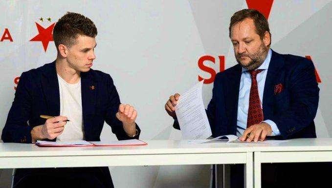 Slavia Praga, rinnovo per Doudera