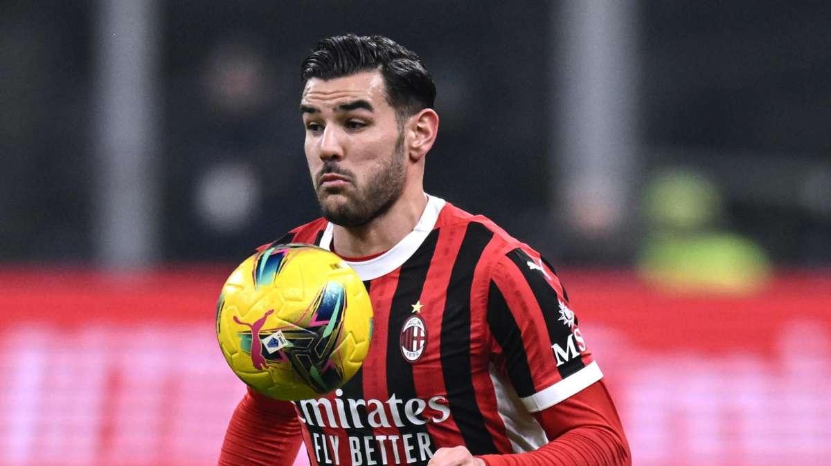 Como, la maxi-offerta a Theo era reale: le cifre. Il terzino ha altri piani