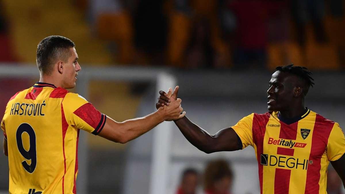 L'Inter all'U-Power Stadium: il ds Ausilio osserva Colpani e Krstovic