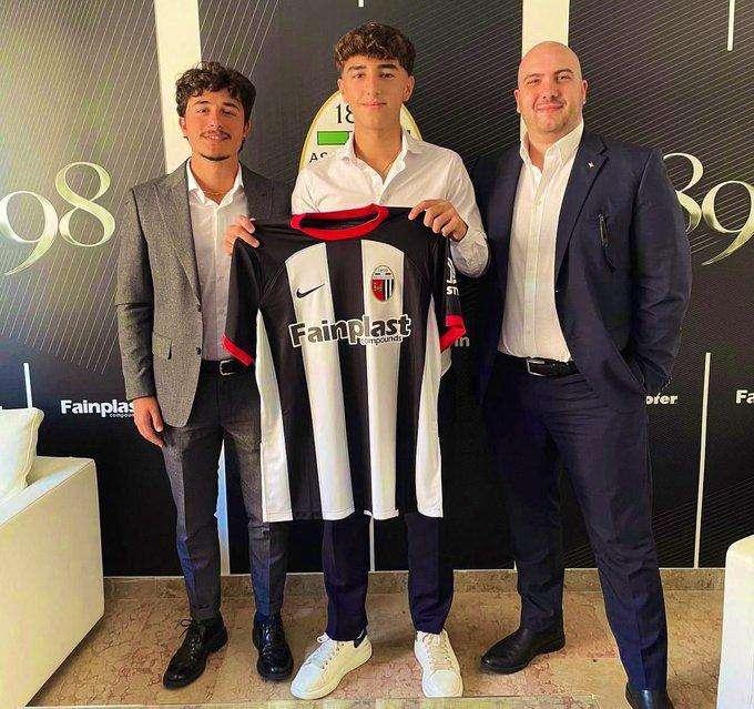 Ascoli, primo contratto da professionista per un giovane talento
