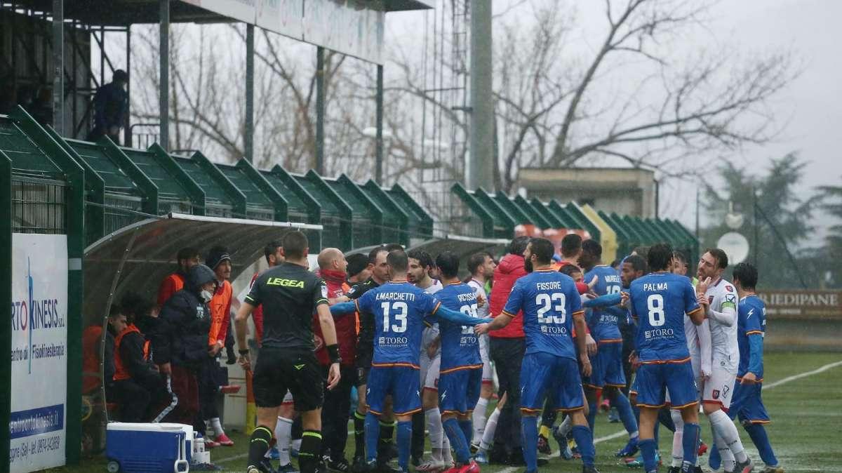 Gelbison, De Sanzo ha firmato. Contratto fino a giugno 