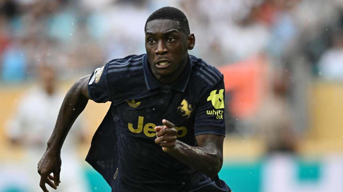 Juventus, nuovo tentativo per Kolo Muani. Il Tottenham...