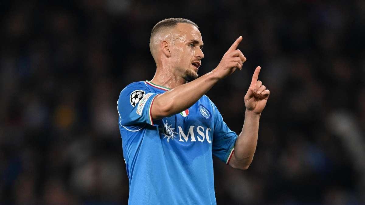 Lobotka apre al Barça: "Orgoglio per le parole di Xavi, era il mio idolo. Vediamo che succede..."