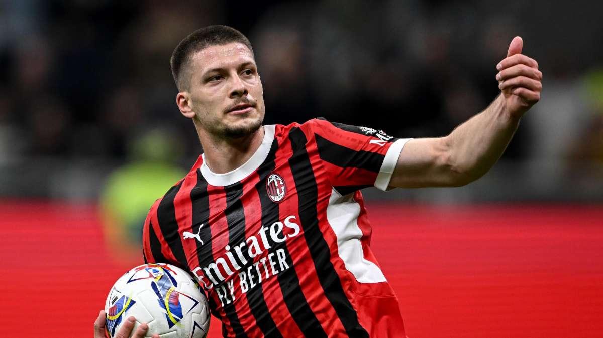 Jovic, sondaggi dall'Asia e non solo. Il Milan riflette sul rinnovo