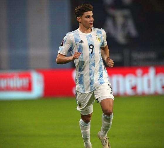 Julian Alvarez si avvicina al Man City: i dettagli dell'operazione