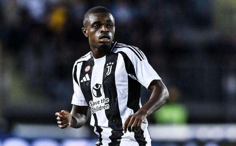 Juventus, sarà riscatto per Kalulu. Tutte le cifre dell'operazione