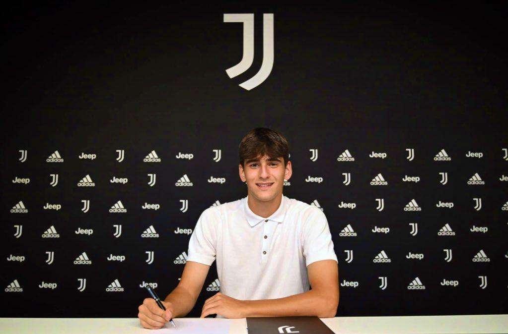ESCLUSIVA - La Juventus blinda Saverio Domanico: contratto fino al 2025 con opzione 