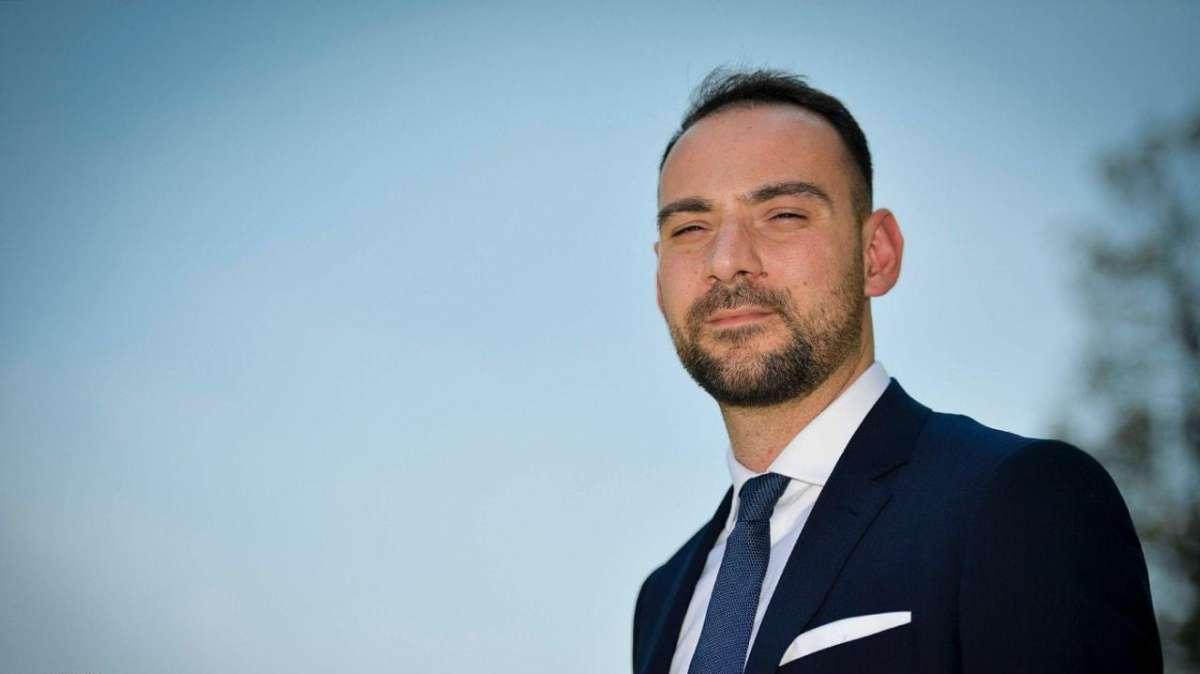 Juventus, Manna rifiuta la corte della Salernitana e resta in bianconero