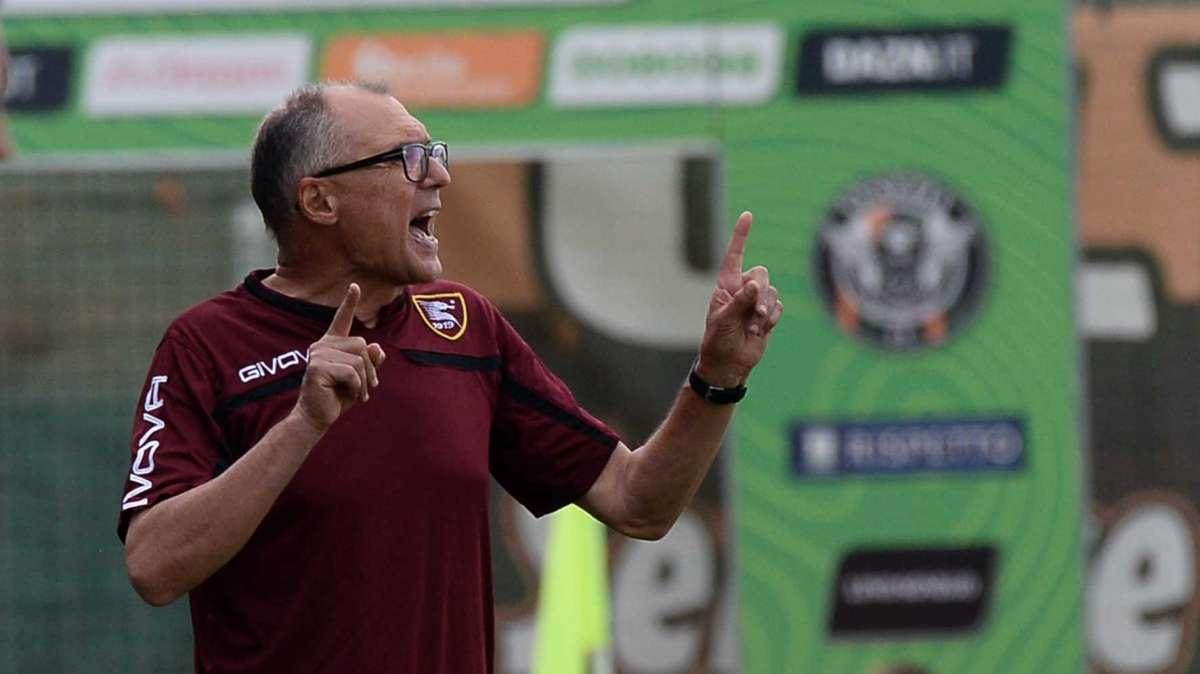 ESCLUSIVA - Menichini: “Ecco le mie favorite per la promozione e i talenti di C che faranno carriera. Pronto a tornare in panchina. A inizio anno i club puntano sui tecnici giovani perché costano meno…”
