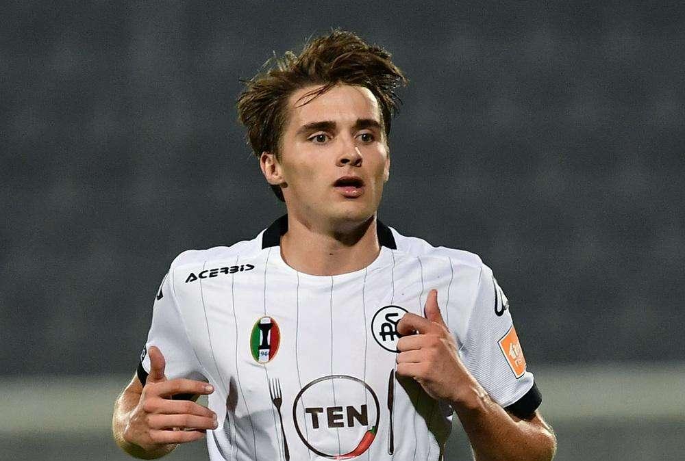 UFFICIALE: Salva Ferrer rinnova con lo Spezia