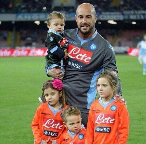 Napoli, il mattino sulla questione portieri titola: "Porta aperta..."