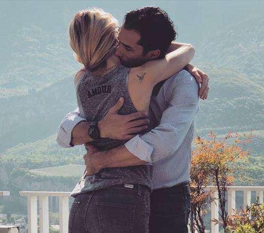 Elena Santarelli apre il suo cuore, in un'intervista social schietta e sincera sulla sua vita ai follower in un'intervista social schietta e sincera