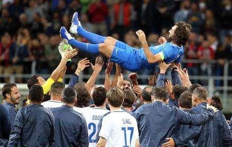 Notte di "Stelle" per l'addio di Pirlo