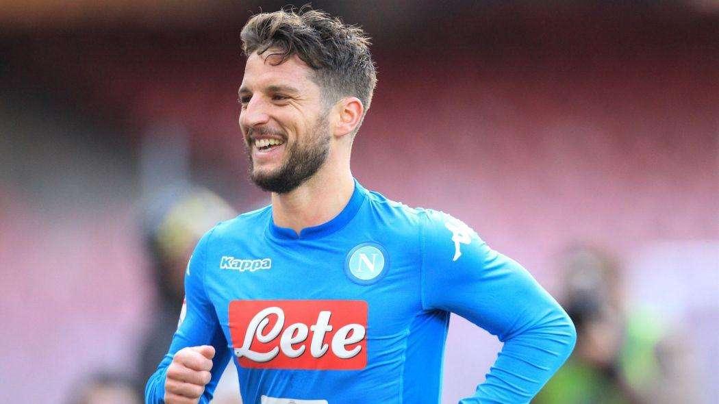 Domenica speciale per Mertens: doppio record di gol, raggiunge Cavani e Vojak nella storia azzurra