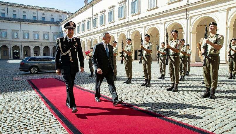 Mario Draghi ha rassegnato le sue dimissioni a Sergio Mattarella 