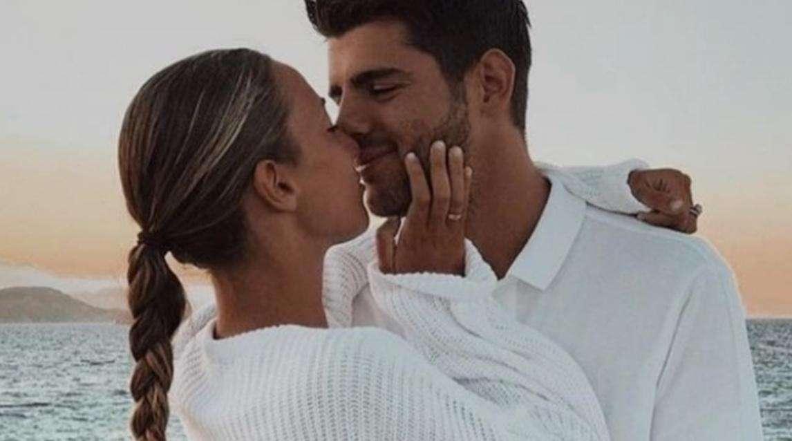 Cicogna in casa Morata: come si chiameranno i gemelli?