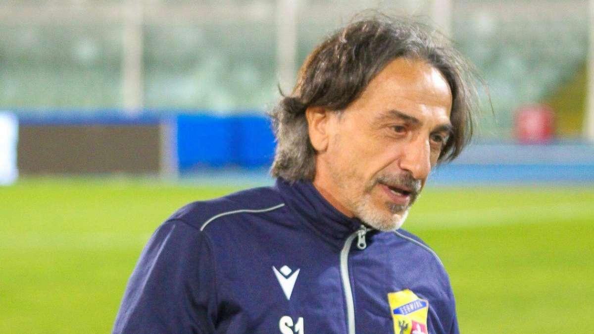 Fermana: mister Protti assente all'allenamento odierno. Altro addio in vista?