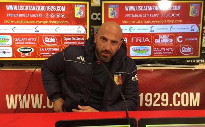Catanzaro, mister Calabro: «Quella contro il Catania è una partita a cui teniamo molto»