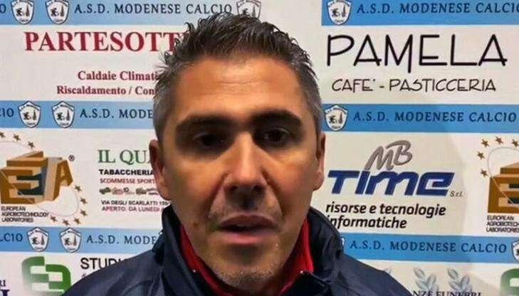 Porte girevoli alla Modenese, via Marangon e dentro Macaluso
