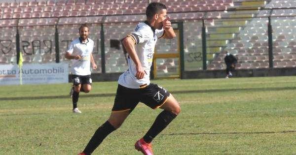 Acr Messina, Bollino: «:on ci interessa chi deve recuperare le partite. Foggia top player»