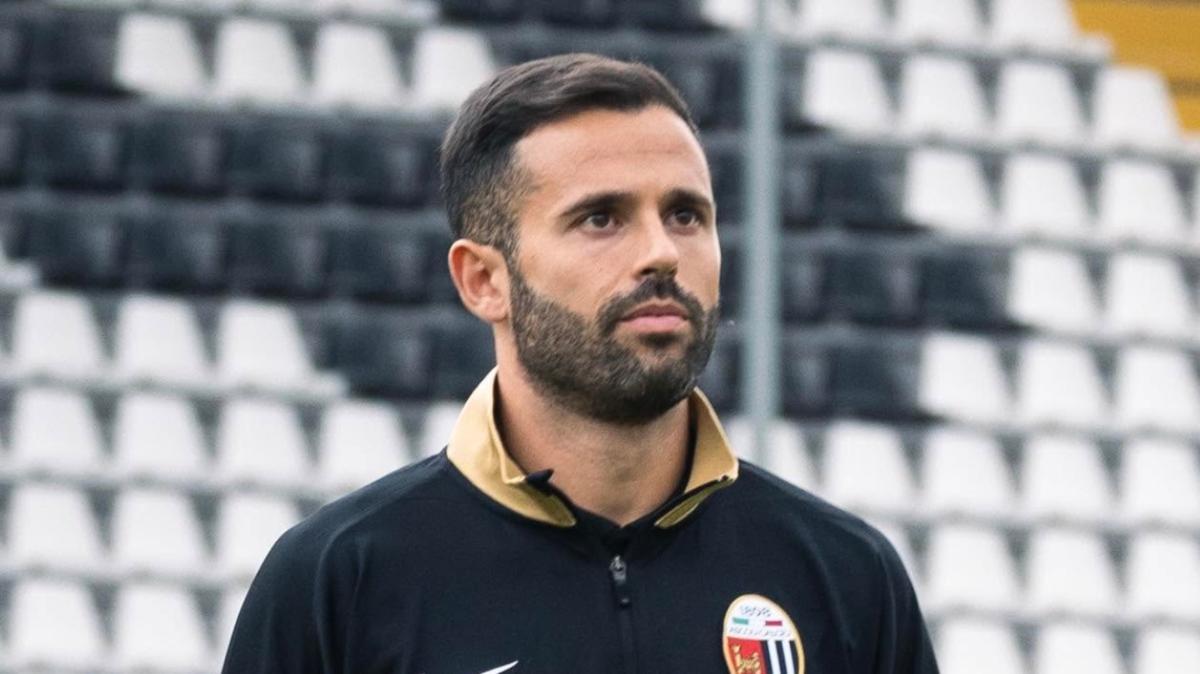Ascoli, risolto il contratto di Menna. Via libera per il Teramo