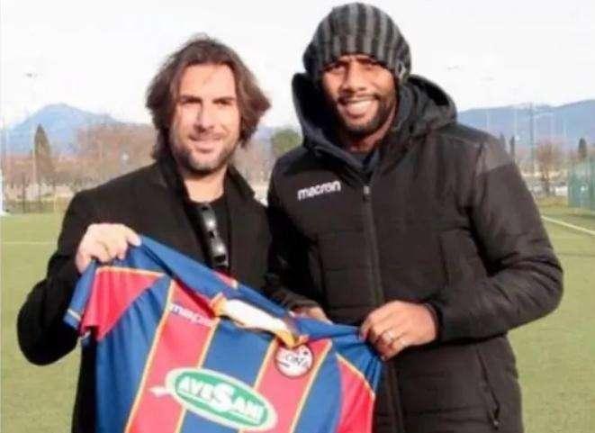Sona, la maglia di Maicon è già un cult per i collezionisti: fioccano gli ordini