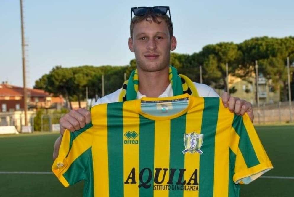 Ortona Calcio si rinforza: acquisito il laterale Matteo Racciatti