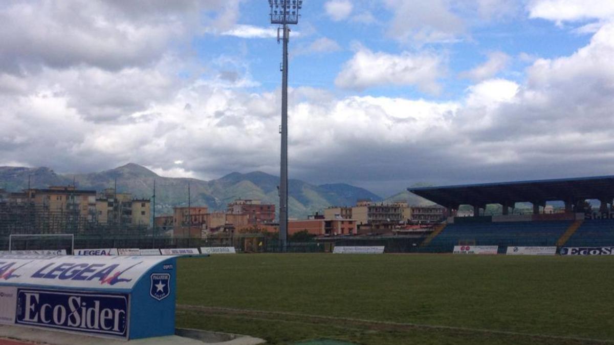 Nuovo Look per il campo della Paganese: manutenzione terminata allo stadio Torre