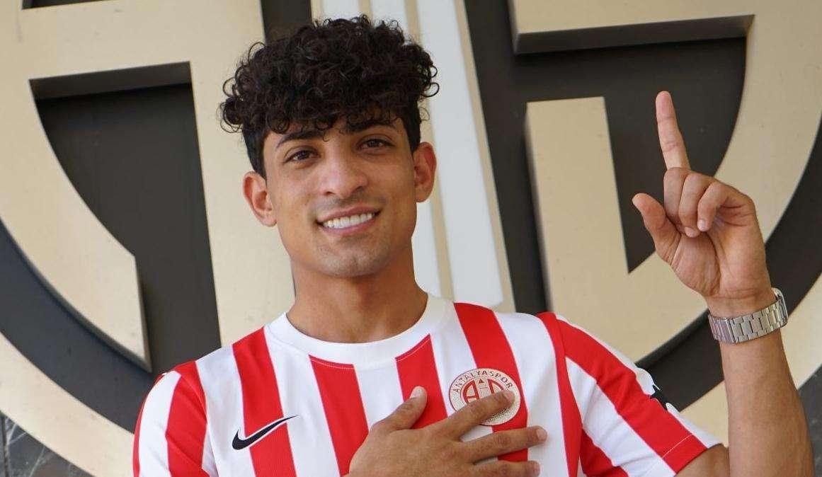 Il Como scommette su un talento asiatico: ufficiale l'arrivo di Ali Jasim