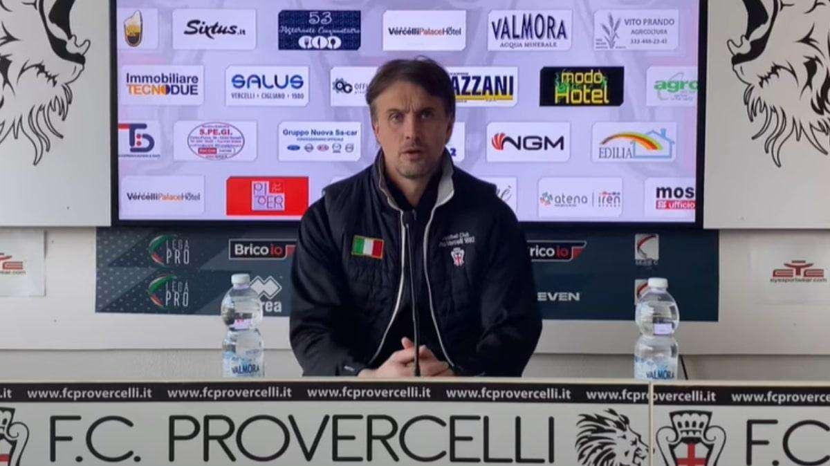 Pro Vercelli, mister Paci: «Gara particolare, mi metto nei panni dei tifosi...»