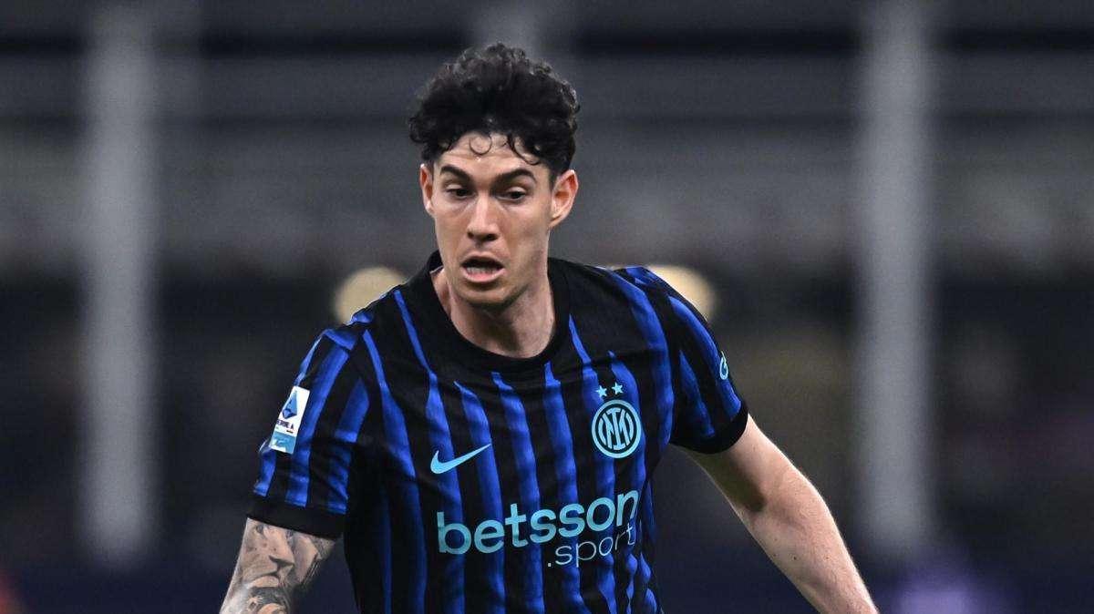 Bastoni nel mirino del Barcellona: contatti avviati per il contratto, l'Inter chiede solo cash