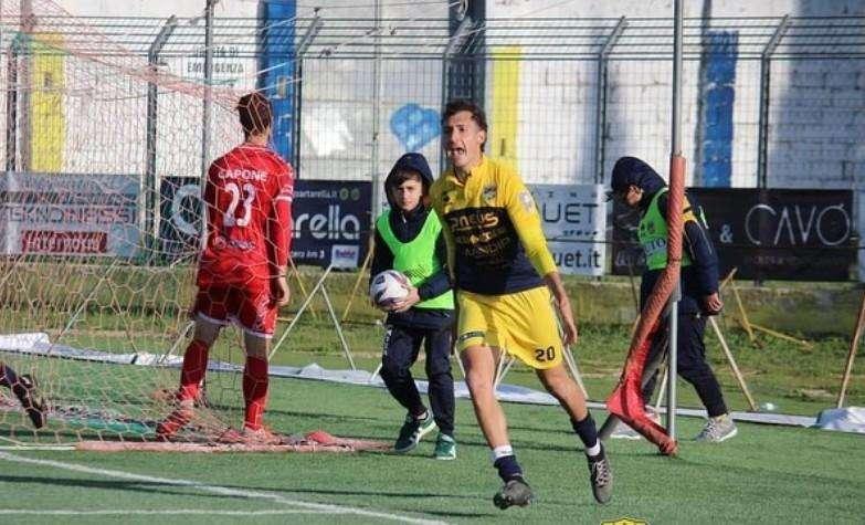 Affare Stauciuc: il Taranto accelera per il bomber del Fasano! Il 2002 decide il suo futuro, il Gravina resta a guardare