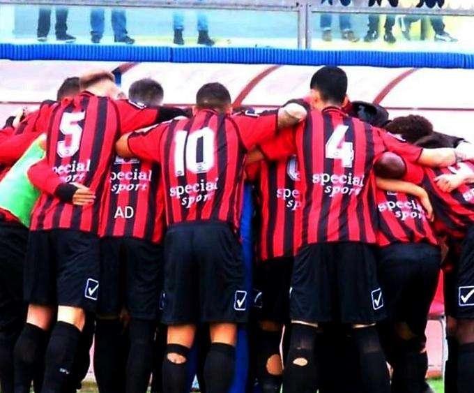 Nocerina, bella iniziativa da parte di calciatori e staff tecnico