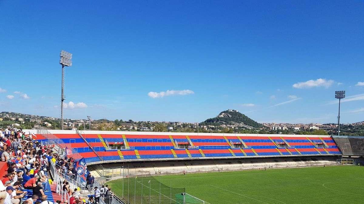 Zoom Girone F 2020-2021: Campobasso davanti a tutte, subito dietro Fiuggi e...