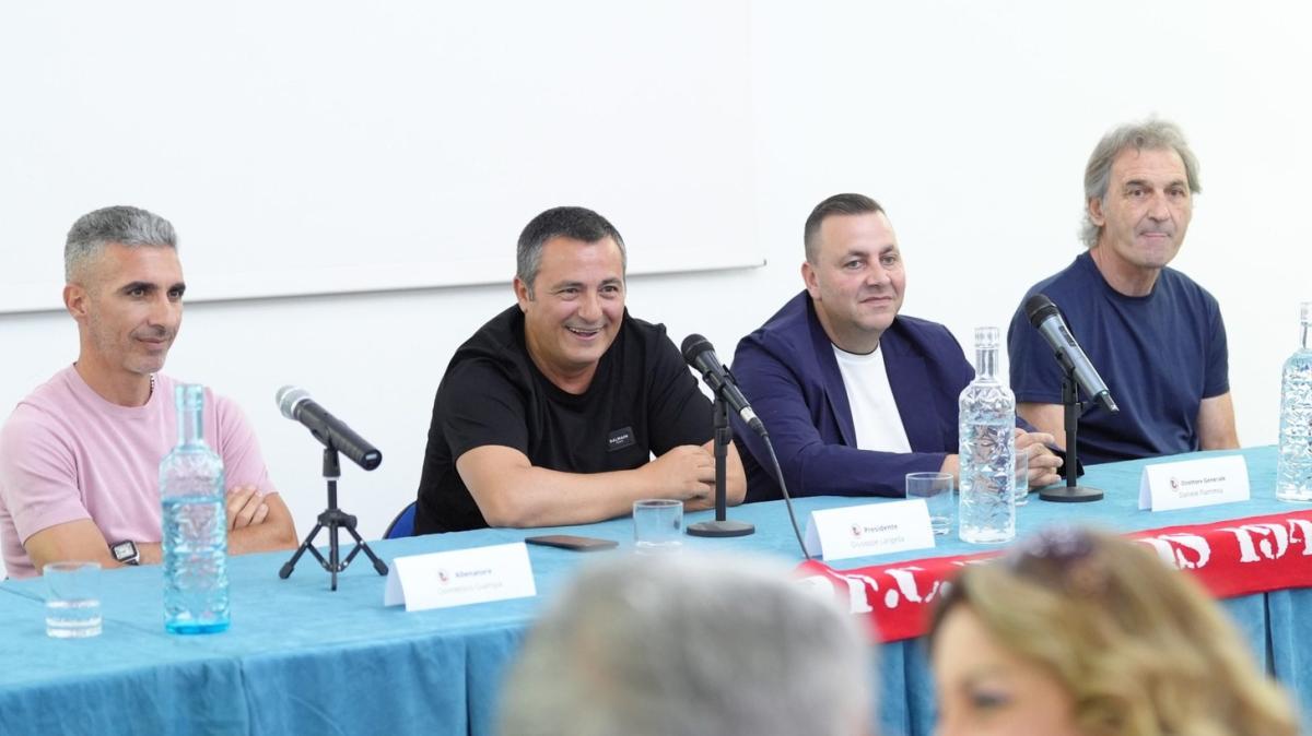 Torre del Greco riabbraccia la Turris: presentato il nuovo ambizioso progetto sportivo