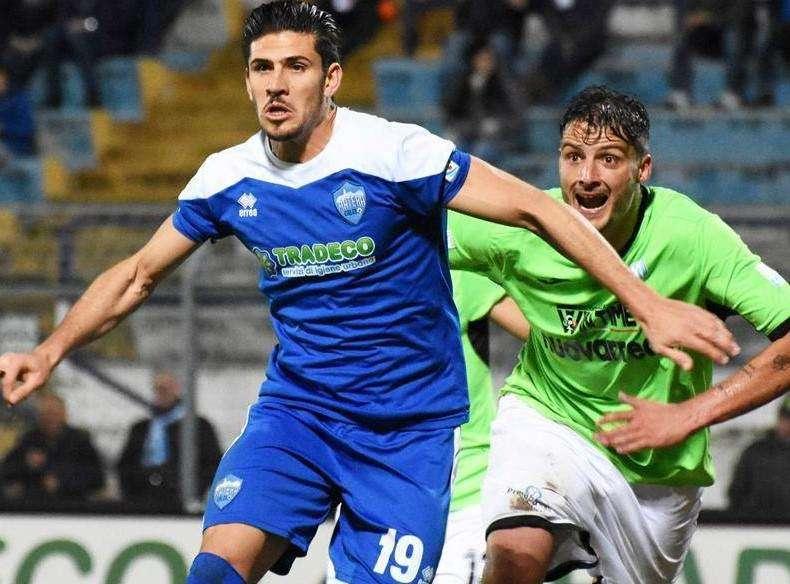 Che tegola per il Taranto: Corado si è già infortunato