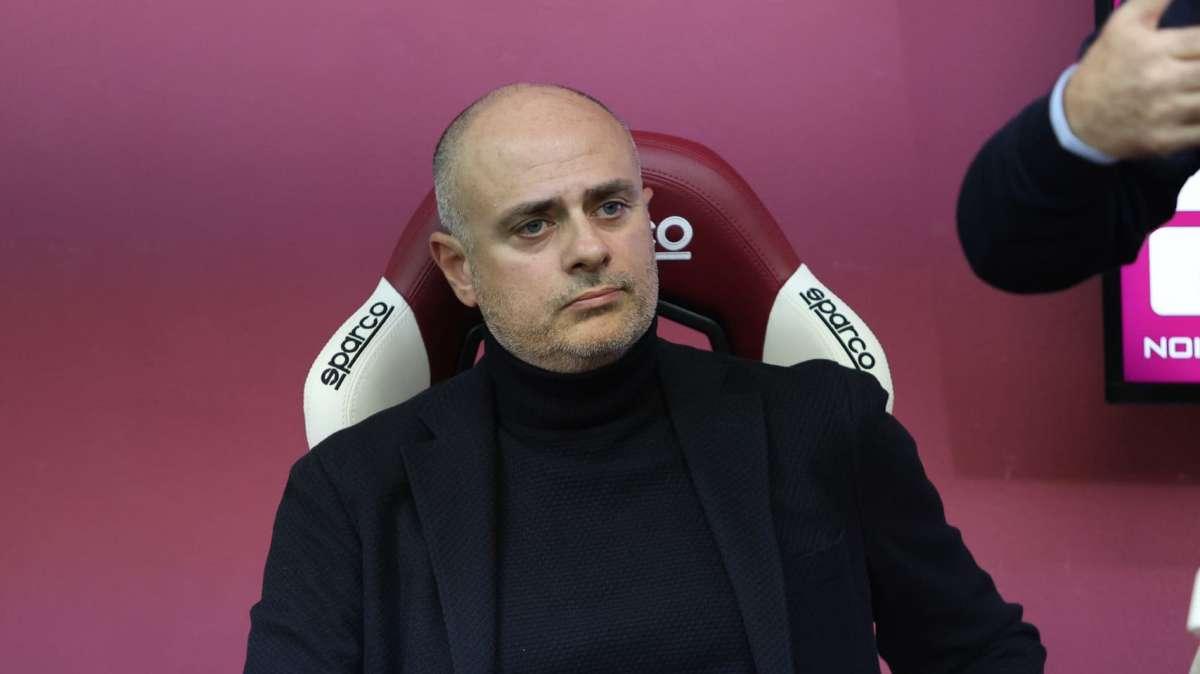 Reggina, il dg Praticò: «La regolarità del campionato non c'è, gli episodi favorevoli sempre per una squadra...»