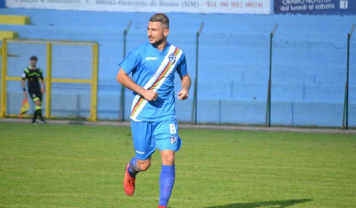 ULTIM'ORA - Colpo di mercato a centrocampo per la Nocerina
