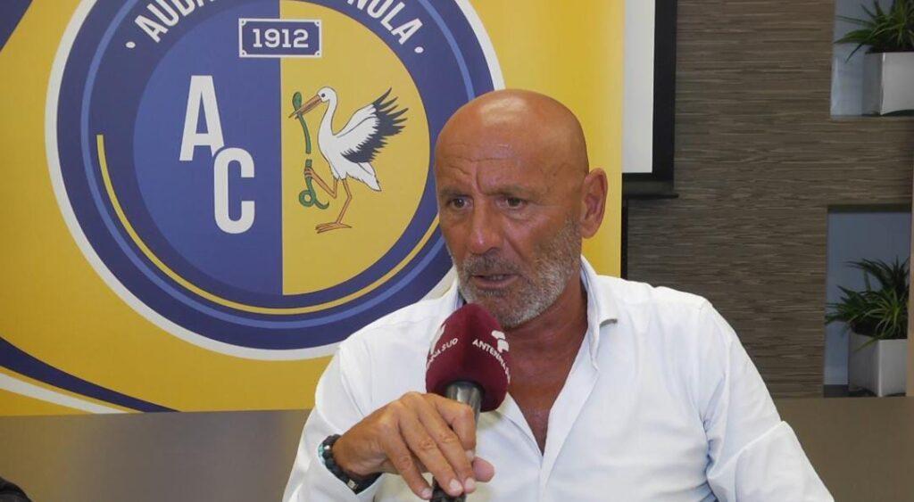 Sorrento, Maiuri avverte i suoi in vista della Salernitana: «Non dobbiamo lasciare nulla di intentato»