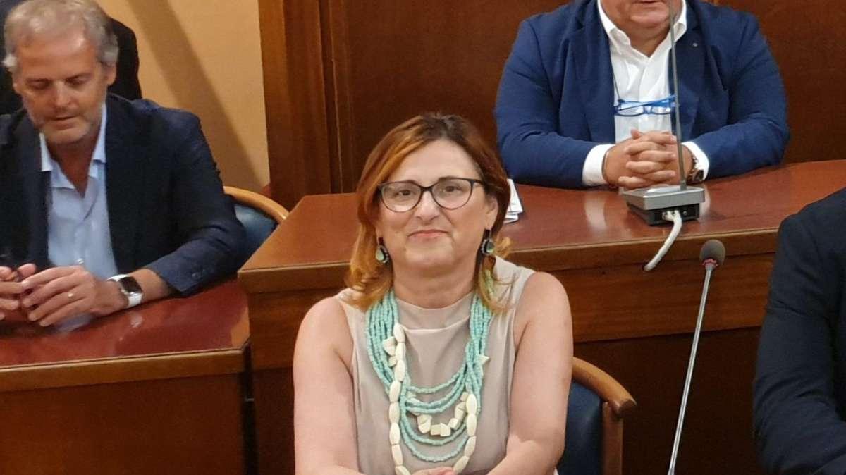 Foggia, la Pintus cambia le carte in tavola: ora è pronta a cedere le quote