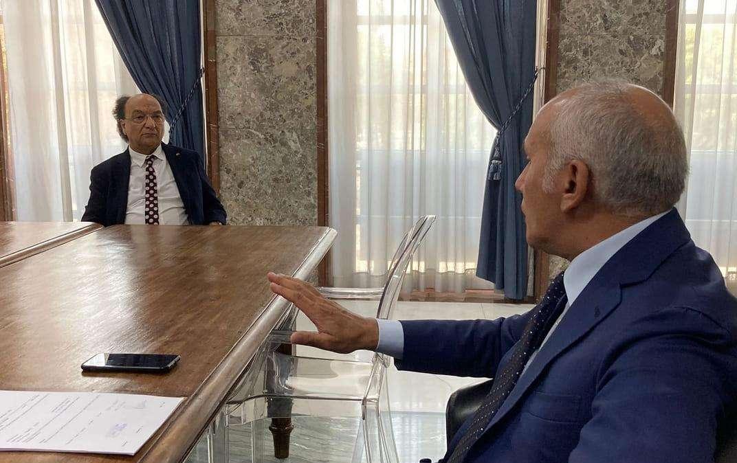 Cosenza, importante incontro in Comune: al centro del discorso lo stadio
