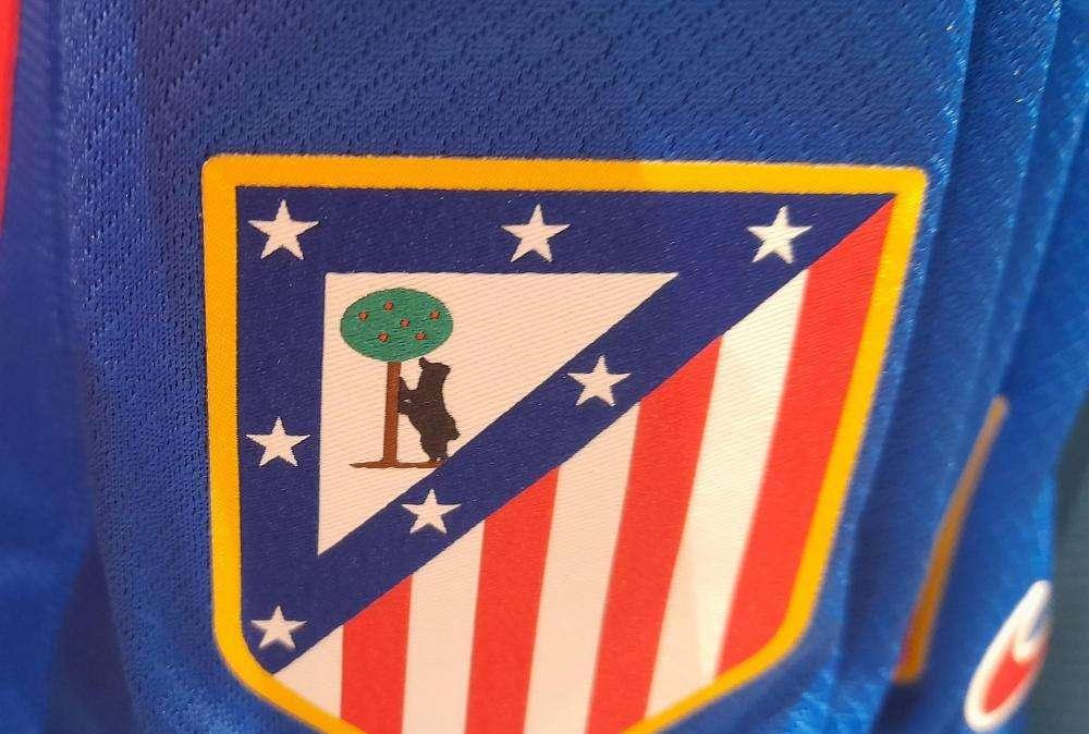 Caso Almada: Tensione tra Botafogo ed Atletico Madrid, Lione sullo sfondo