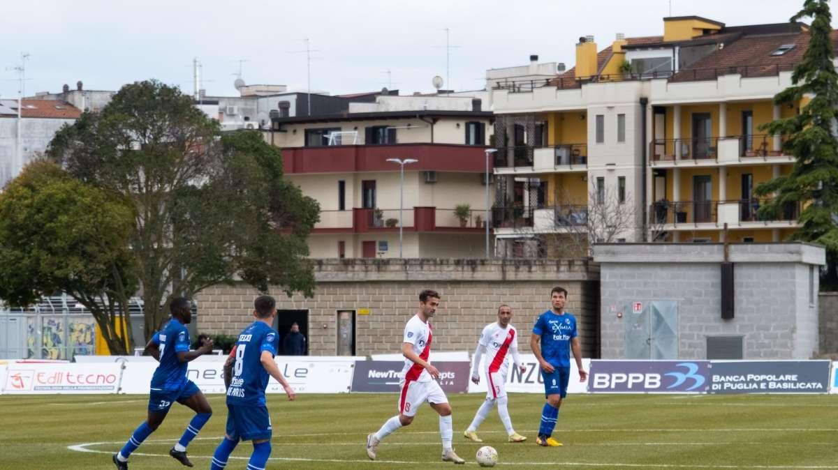 Chi ha avuto la rosa con più esperienza nell'ultimo girone H di serie D?