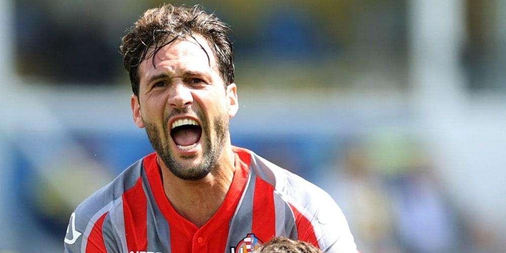 Cremonese, stangata per Vazquez: 10 giornate di stop per insulti razzisti a Dorval